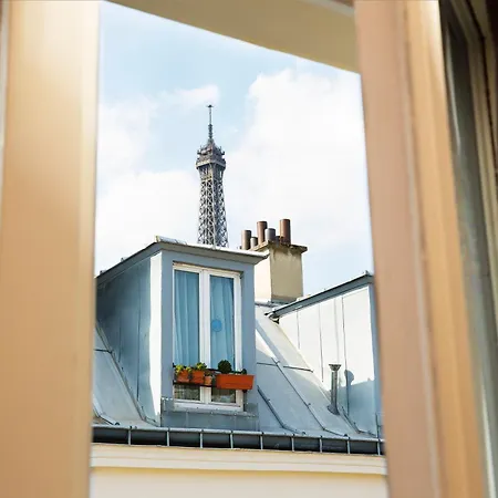 De La Tour Eiffel