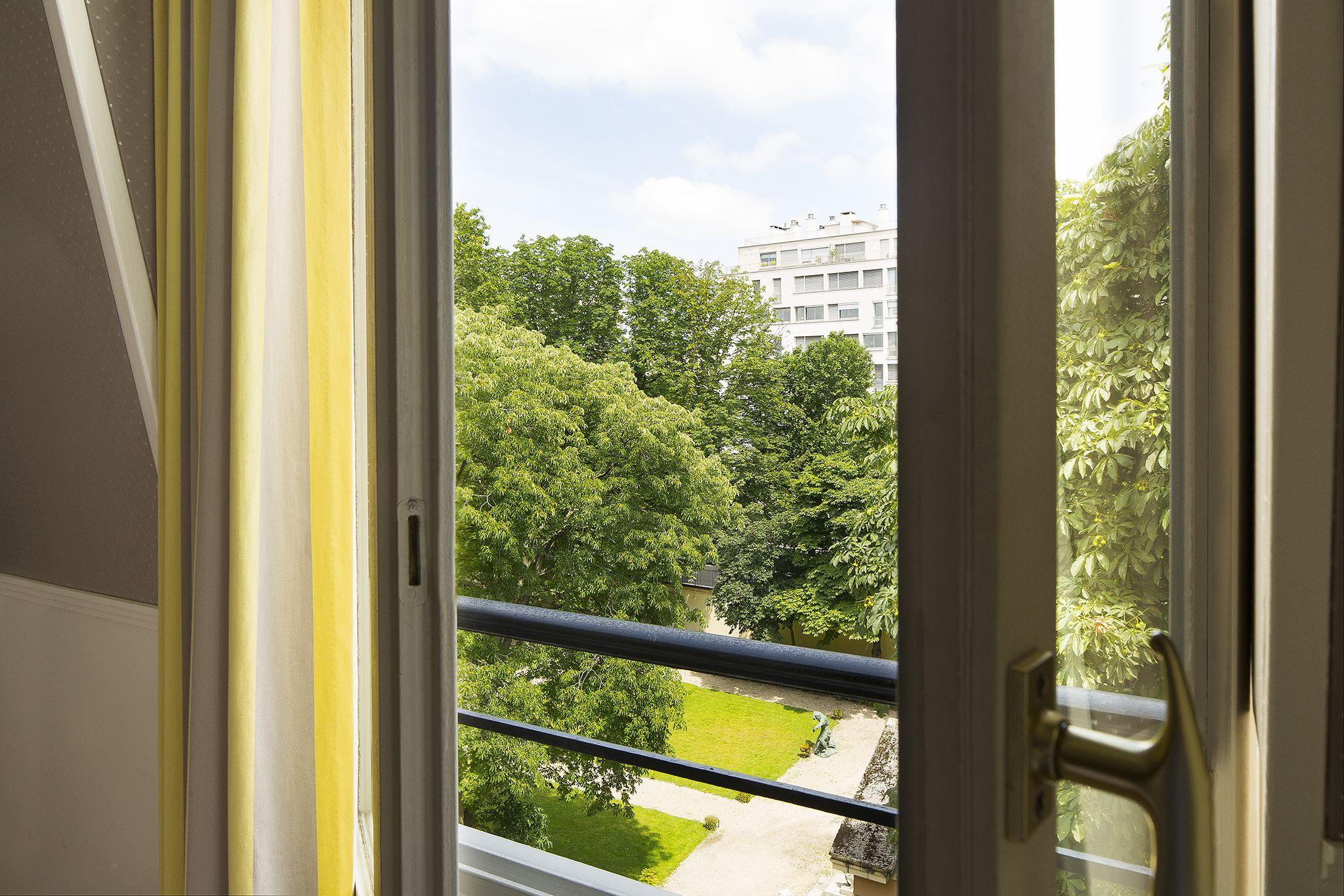 Hotel De La Tour Eiffel Parigi