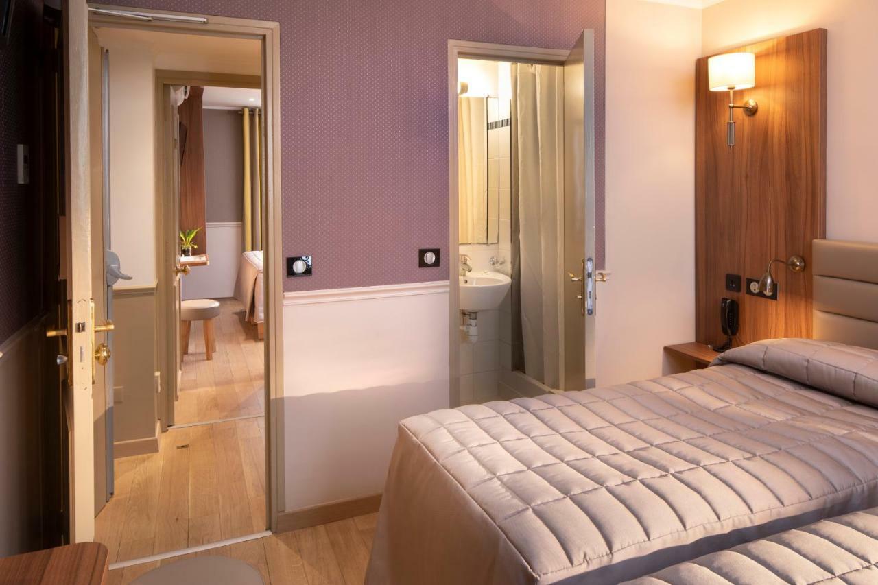 De La Tour Eiffel 2* Parigi